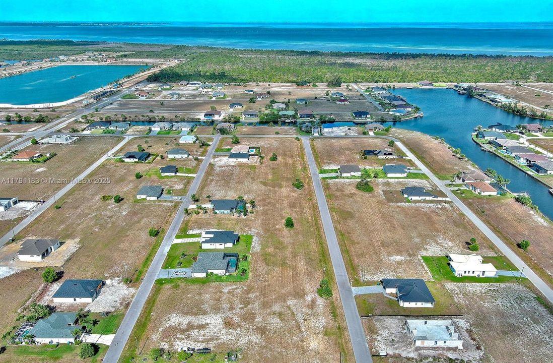 待售: $73,000 (0.34 acres)