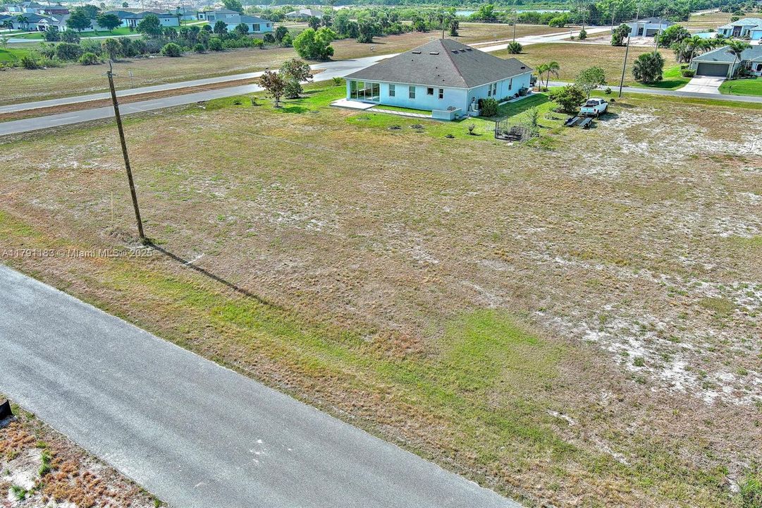 待售: $73,000 (0.34 acres)