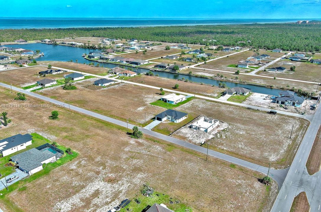 待售: $73,000 (0.34 acres)