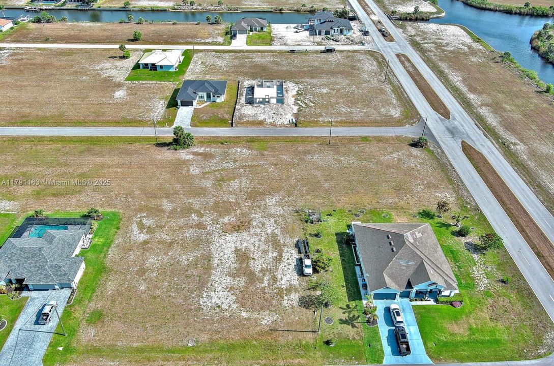 待售: $73,000 (0.34 acres)