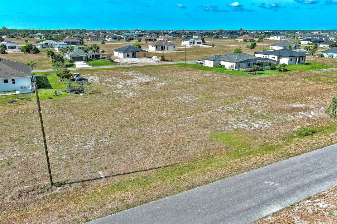 待售: $73,000 (0.34 acres)