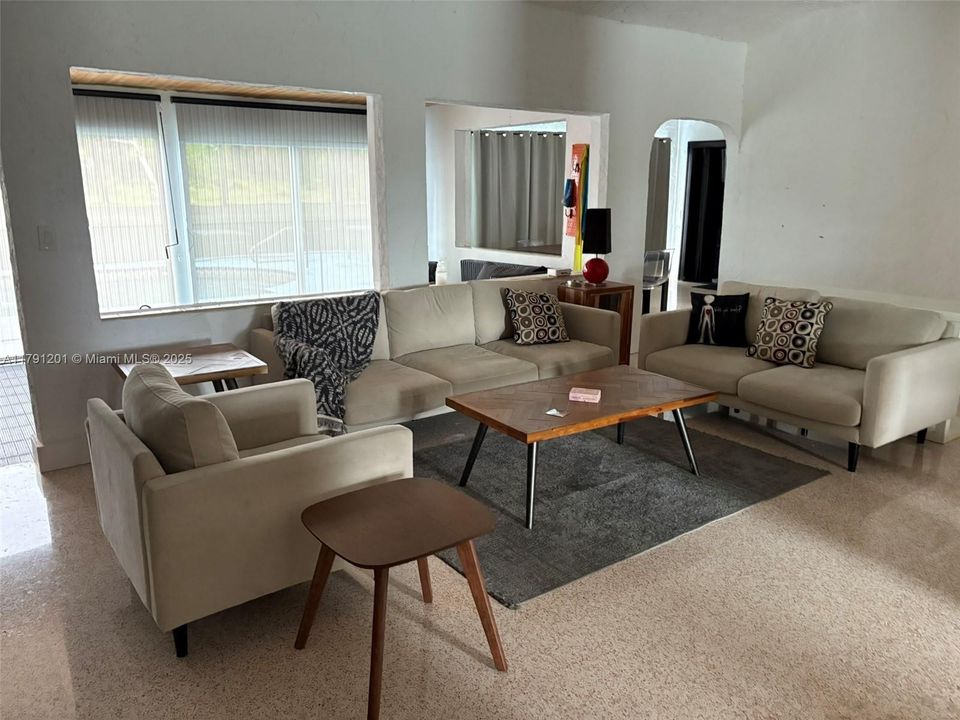 For Rent: $4,390 (3 beds, 3 baths, 3298 Square Feet)