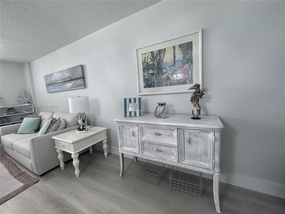 For Rent: $4,000 (2 beds, 2 baths, 0 Square Feet)