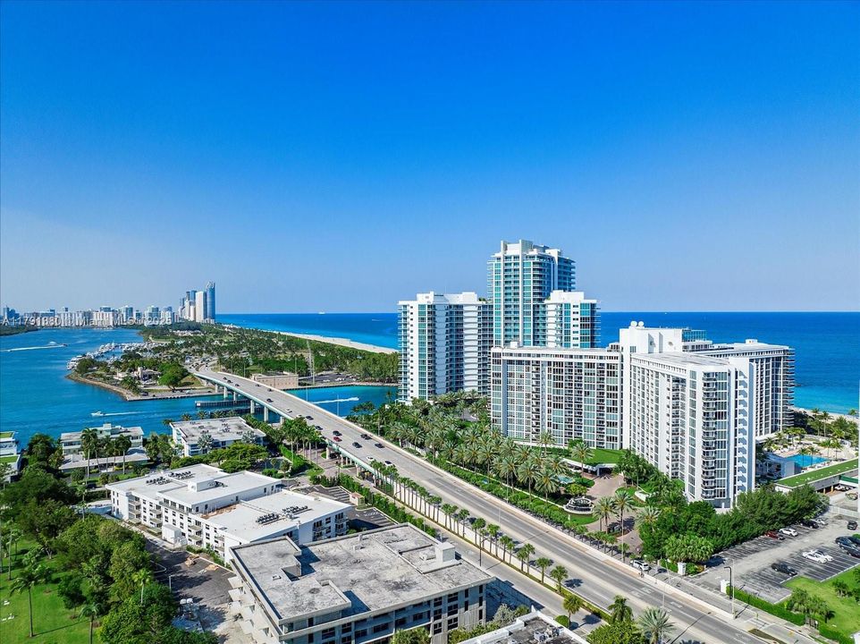 Vendido Recientemente: $1,245,000 (2 camas, 2 baños, 1056 Pies cuadrados)