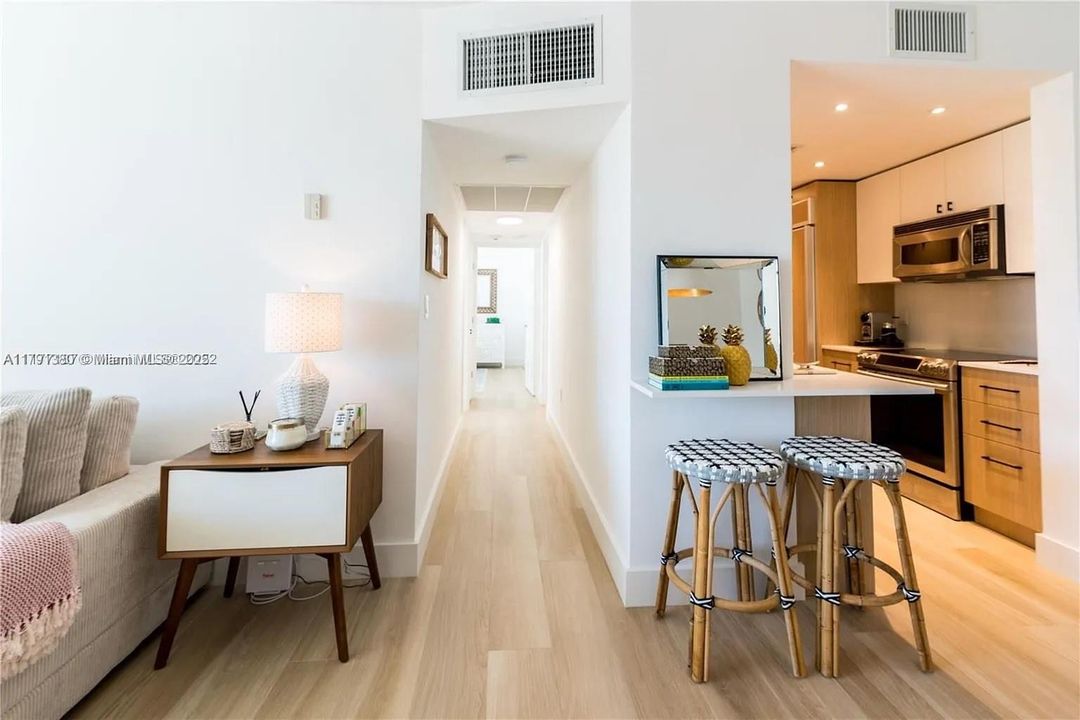 Vendido Recientemente: $1,245,000 (2 camas, 2 baños, 1056 Pies cuadrados)