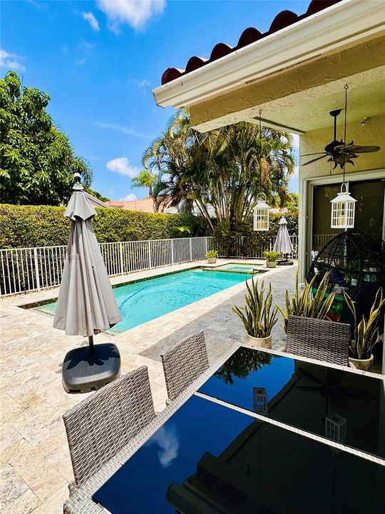 最近售出: $748,995 (3 贝兹, 2 浴室, 1609 平方英尺)