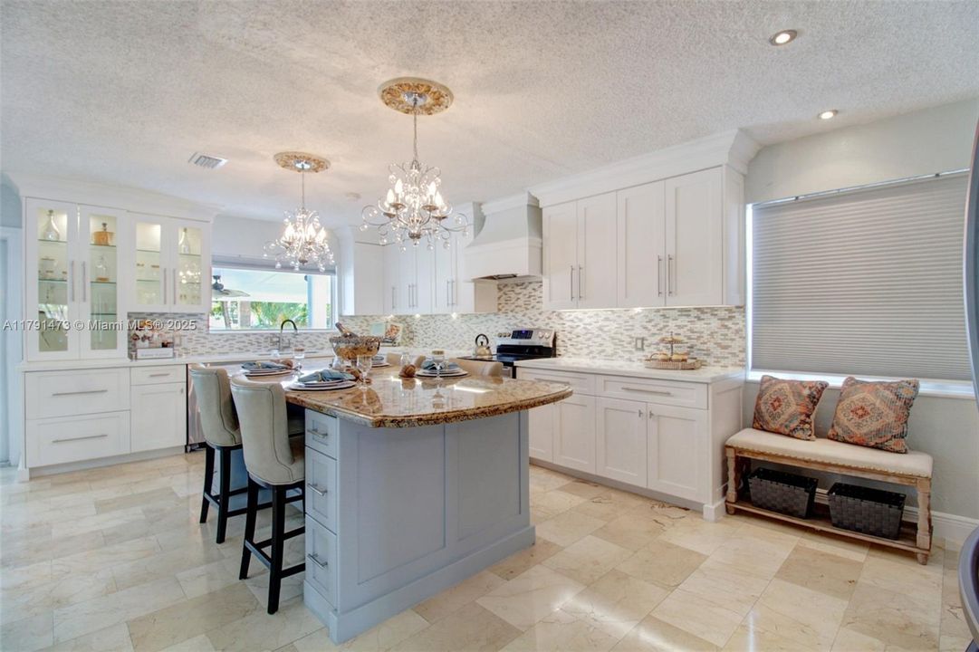 Recientemente alquilado: $4,700 (3 camas, 2 baños, 2127 Pies cuadrados)