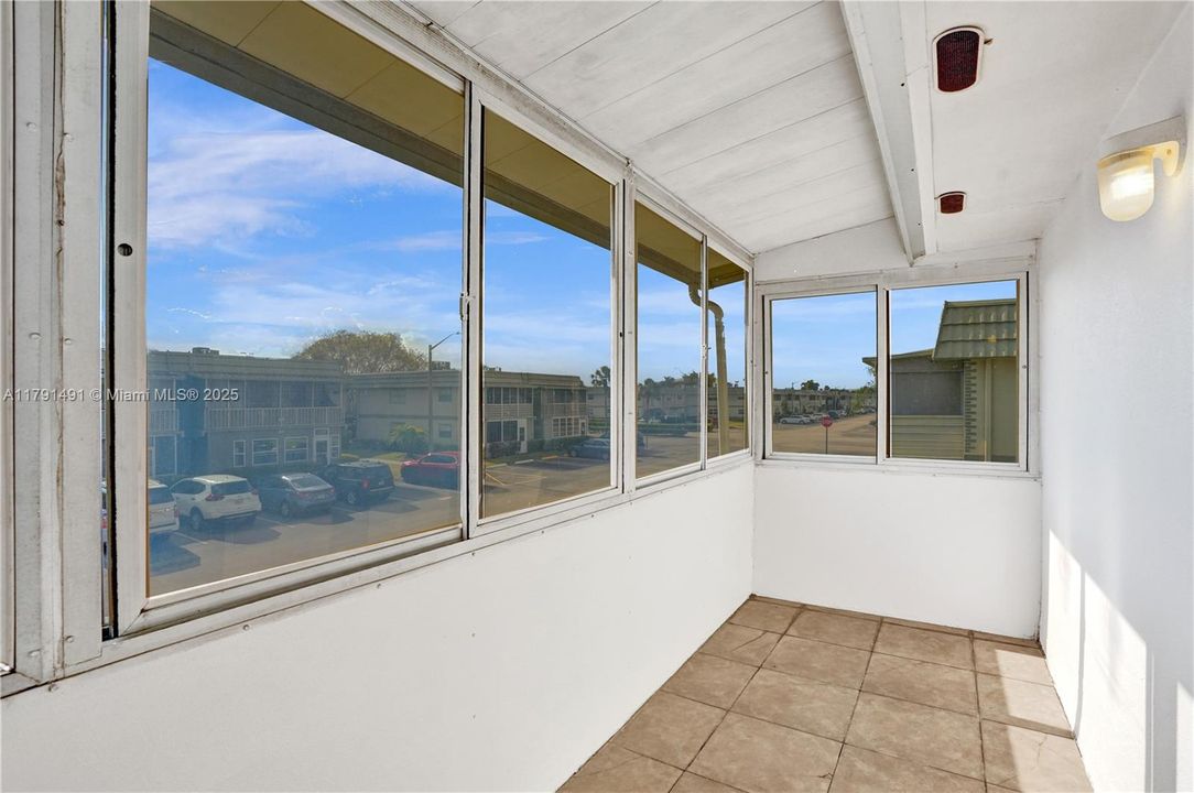 Vendido Recientemente: $75,000 (1 camas, 1 baños, 720 Pies cuadrados)