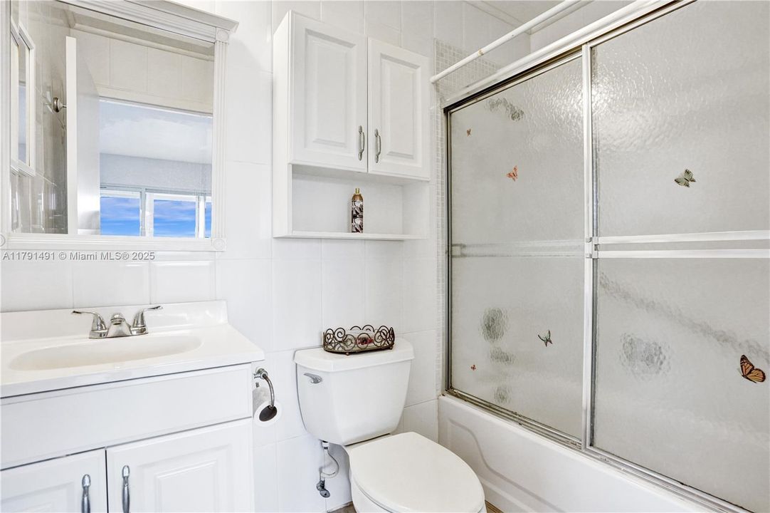 Vendido Recientemente: $75,000 (1 camas, 1 baños, 720 Pies cuadrados)