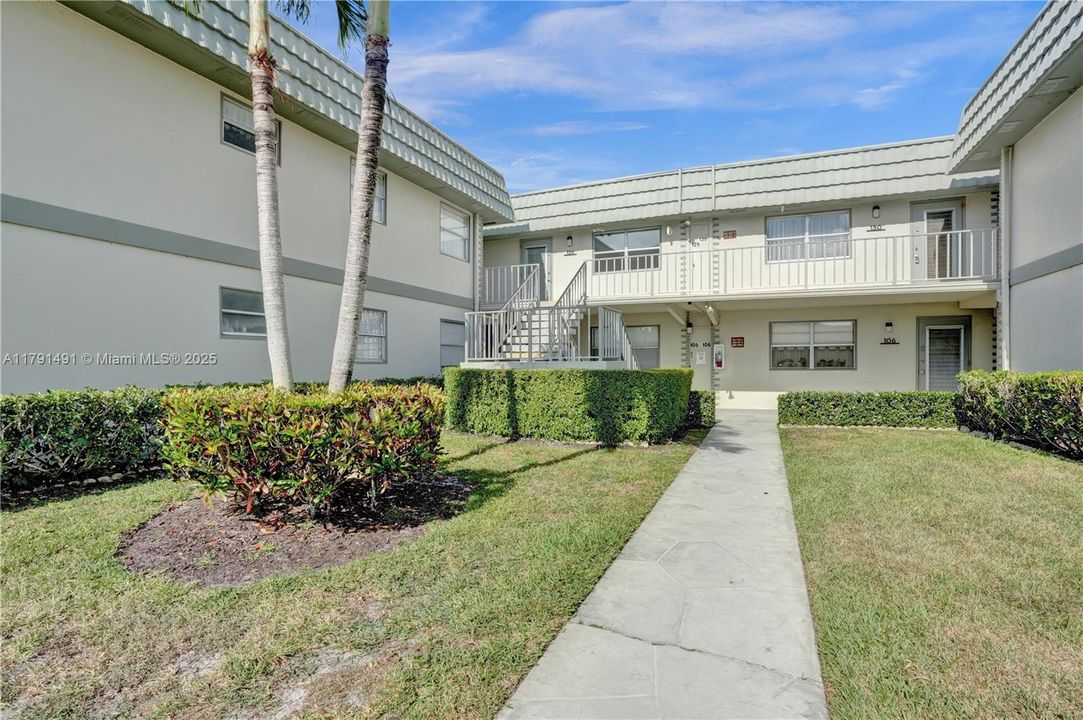 Vendido Recientemente: $75,000 (1 camas, 1 baños, 720 Pies cuadrados)