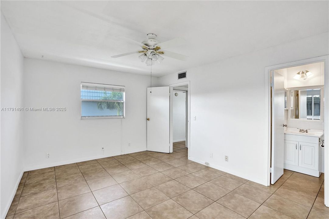 Vendido Recientemente: $75,000 (1 camas, 1 baños, 720 Pies cuadrados)