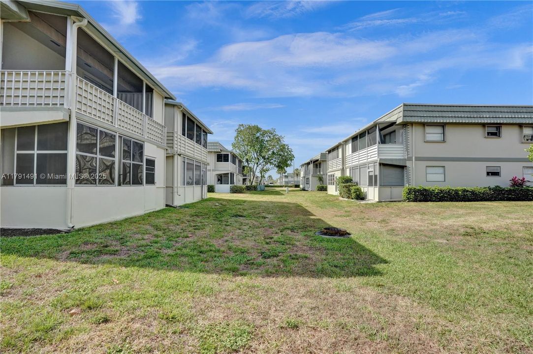 Vendido Recientemente: $75,000 (1 camas, 1 baños, 720 Pies cuadrados)