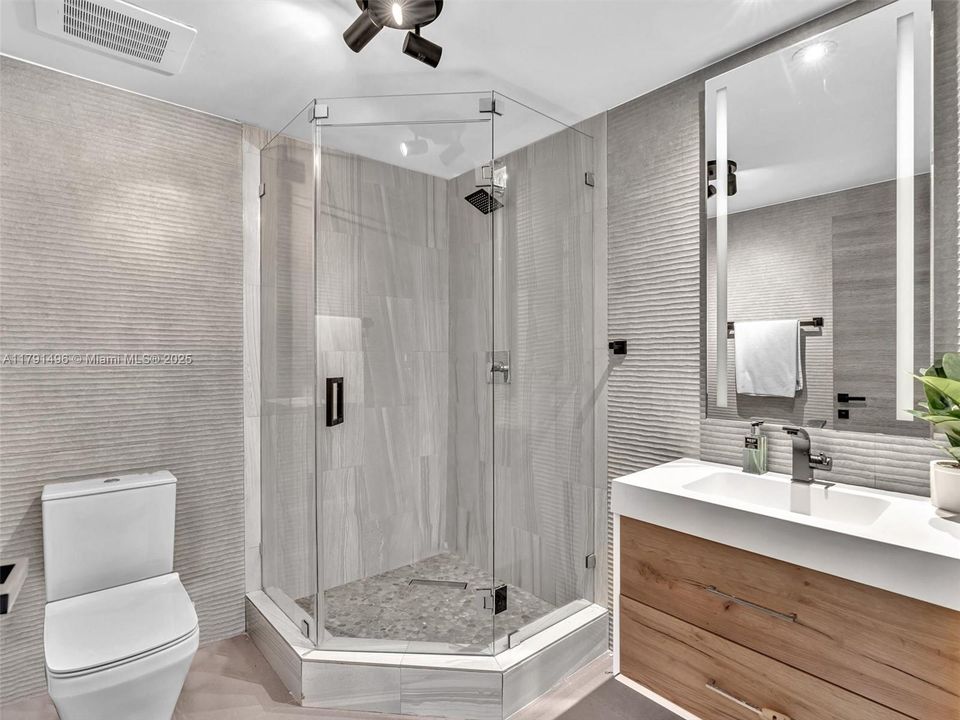 For Sale: $2,450,000 (3 beds, 3 baths, 3274 Square Feet)