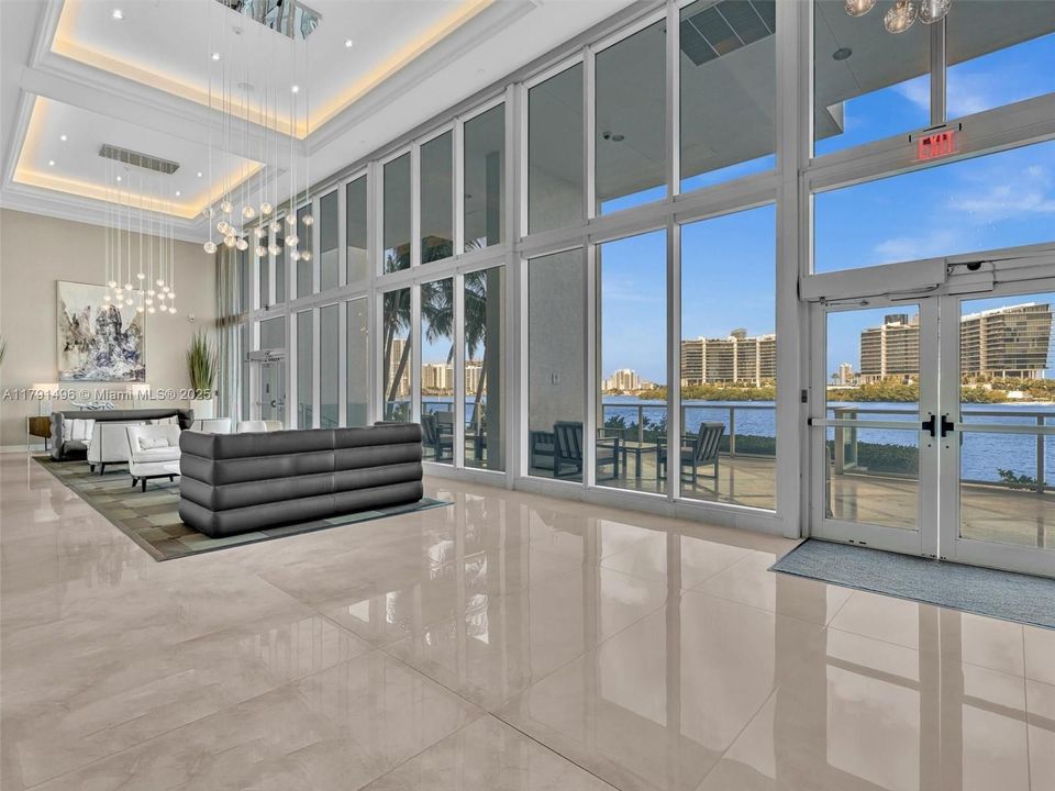 For Sale: $2,450,000 (3 beds, 3 baths, 3274 Square Feet)