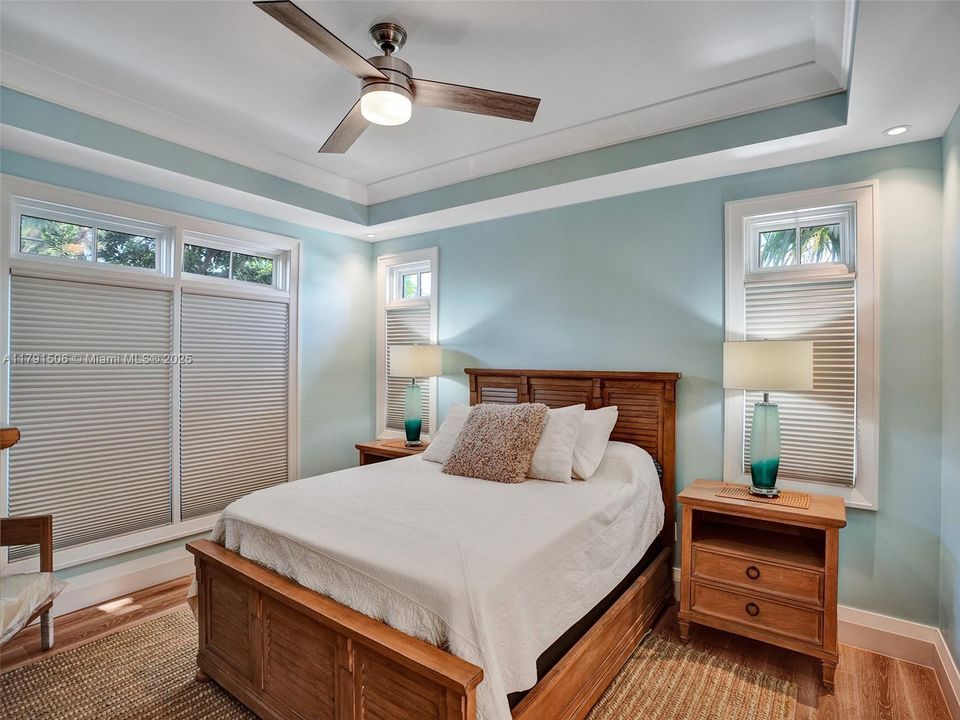 For Sale: $5,295,000 (4 beds, 3 baths, 3478 Square Feet)