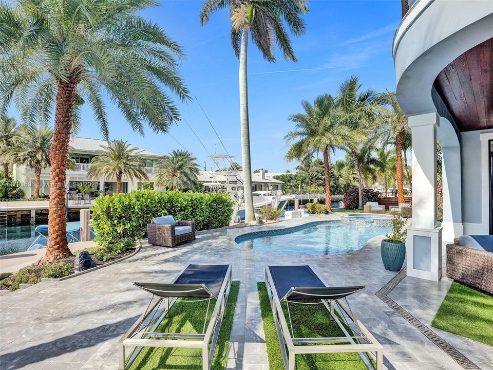 For Sale: $5,295,000 (4 beds, 3 baths, 3478 Square Feet)