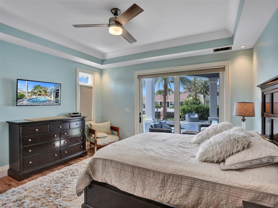 For Sale: $5,295,000 (4 beds, 3 baths, 3478 Square Feet)