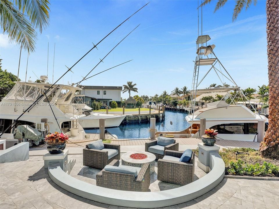 For Sale: $5,295,000 (4 beds, 3 baths, 3478 Square Feet)