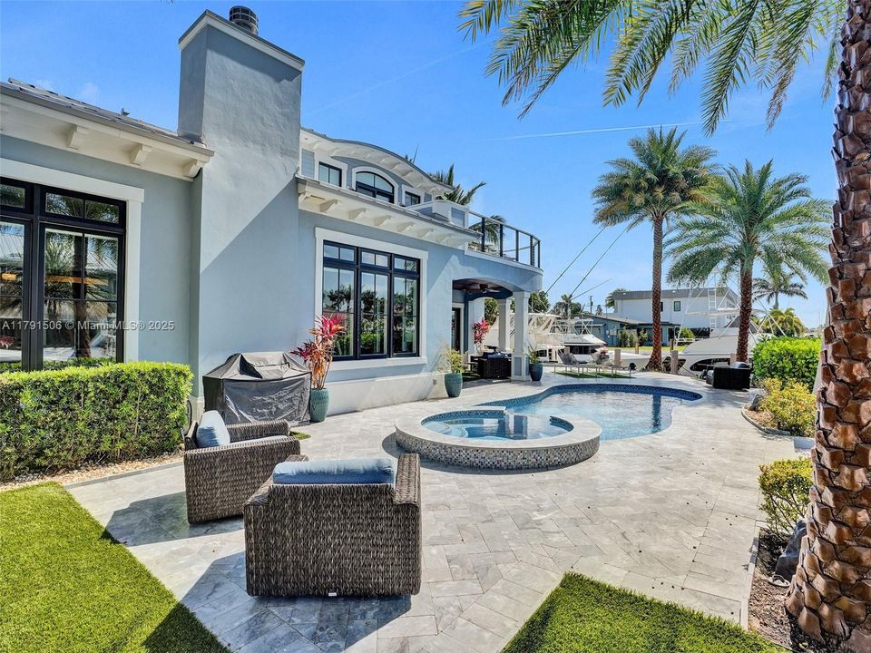 For Sale: $5,295,000 (4 beds, 3 baths, 3478 Square Feet)