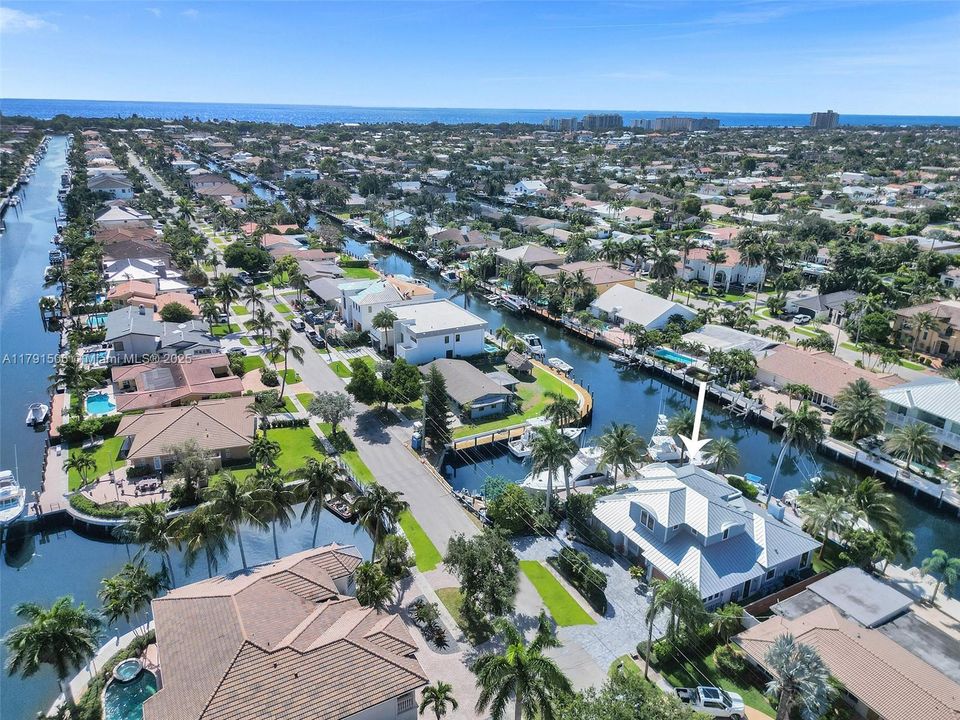 For Sale: $5,295,000 (4 beds, 3 baths, 3478 Square Feet)