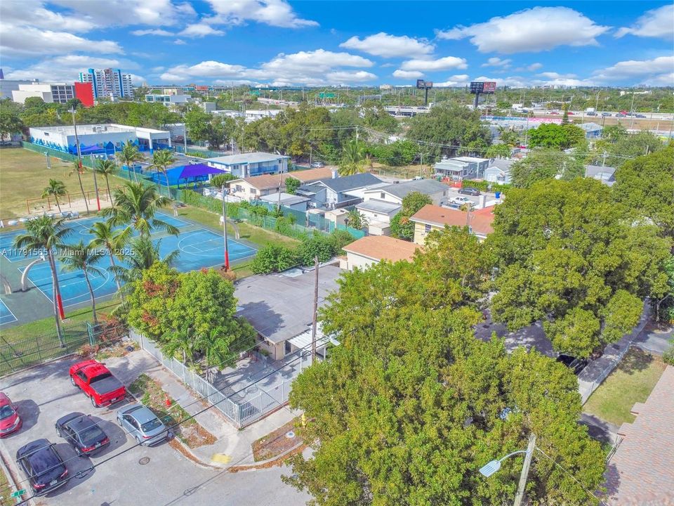 Недавно продано: $1,875,000 (0 спален, 0 ванн, 2264 Квадратных фут)