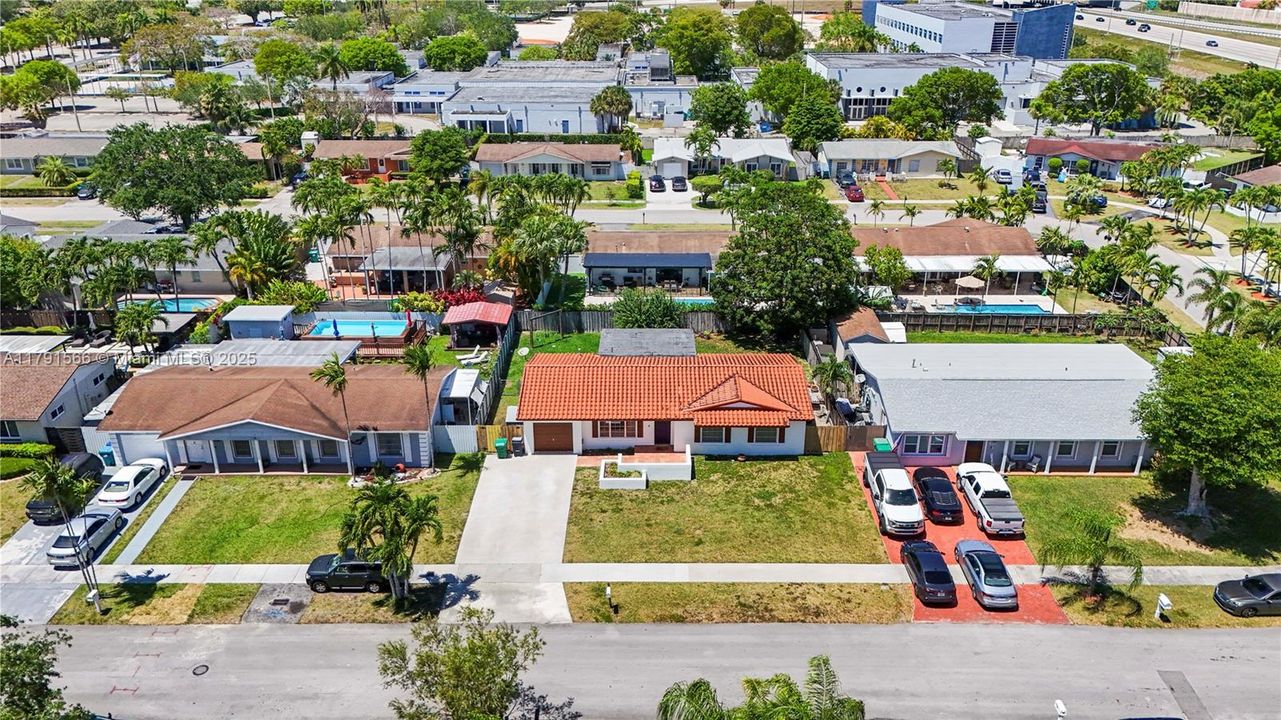 Recently Sold: $649,990 (3 beds, 2 baths, 1196 Square Feet)