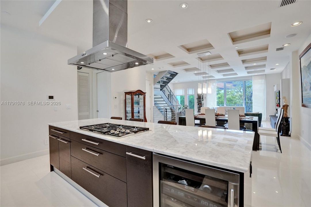 For Sale: $1,395,000 (3 beds, 3 baths, 2847 Square Feet)