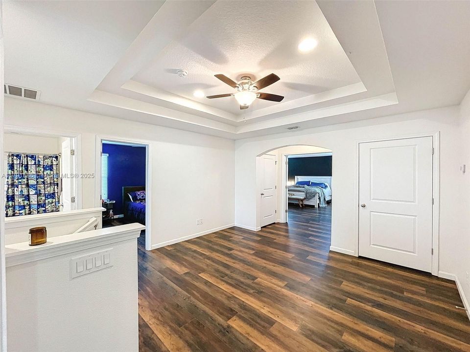 待售: $595,000 (5 贝兹, 3 浴室, 3509 平方英尺)