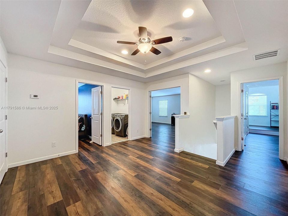 待售: $595,000 (5 贝兹, 3 浴室, 3509 平方英尺)