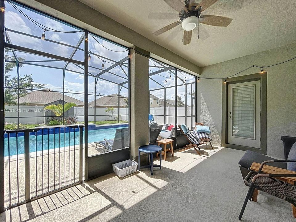 待售: $595,000 (5 贝兹, 3 浴室, 3509 平方英尺)