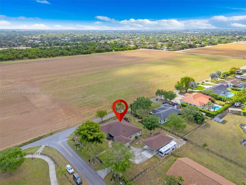 En Venta: $955,999 (4 camas, 3 baños, 3067 Pies cuadrados)