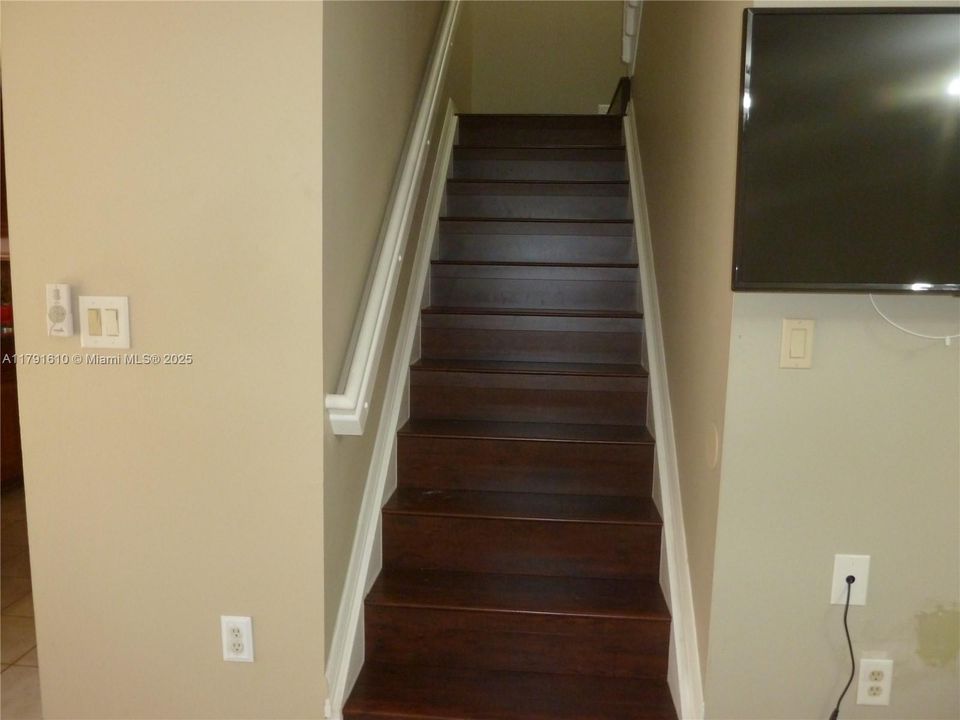STAIRS TO THE SECOND FLOOR