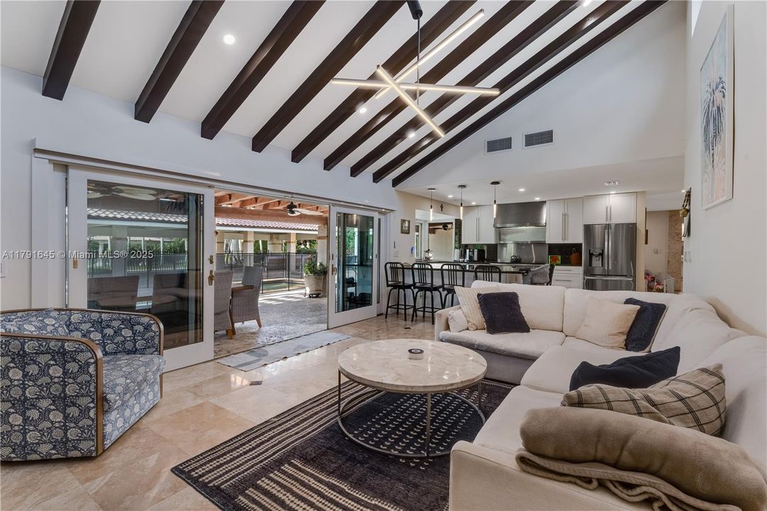 For Sale: $1,990,000 (4 beds, 4 baths, 2981 Square Feet)