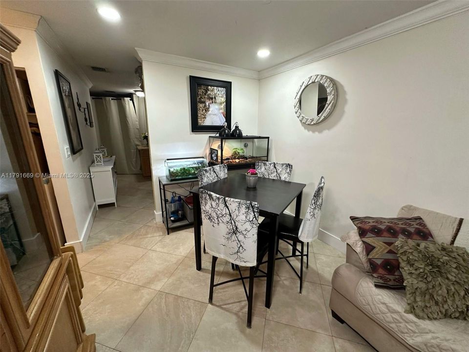 待售: $524,900 (3 贝兹, 2 浴室, 1173 平方英尺)