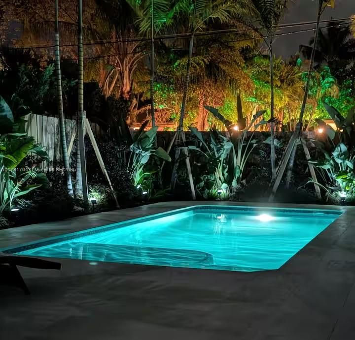 For Rent: $30,000 (3 beds, 2 baths, 2020 Square Feet)