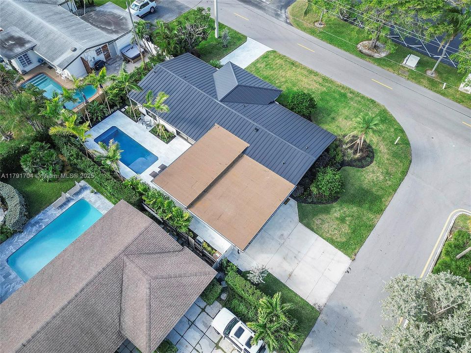 For Rent: $30,000 (3 beds, 2 baths, 2020 Square Feet)