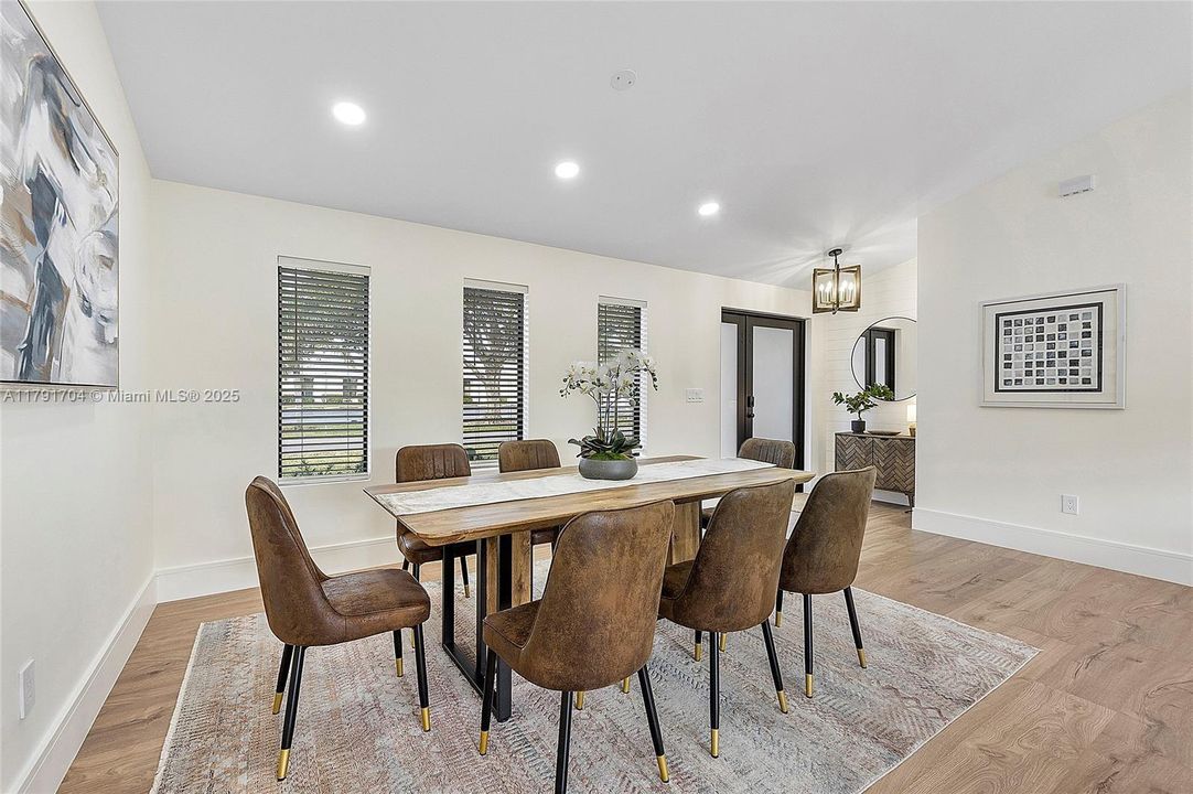 For Rent: $30,000 (3 beds, 2 baths, 2020 Square Feet)