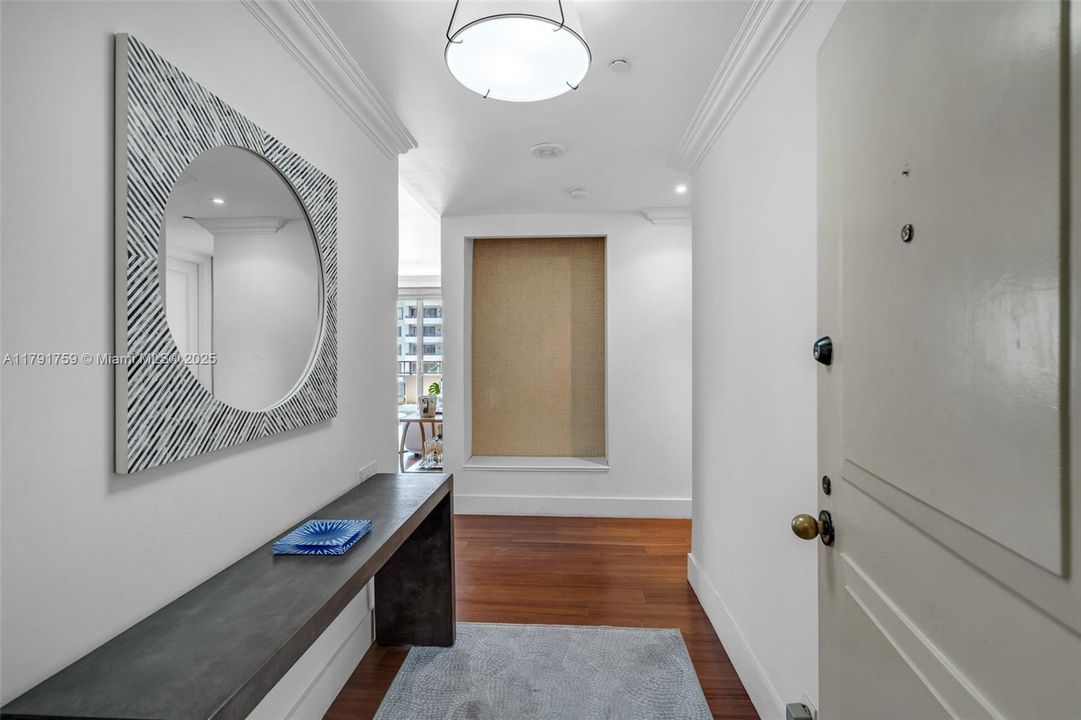 Недавно продано: $3,095,000 (4 спален, 4 ванн, 3064 Квадратных фут)