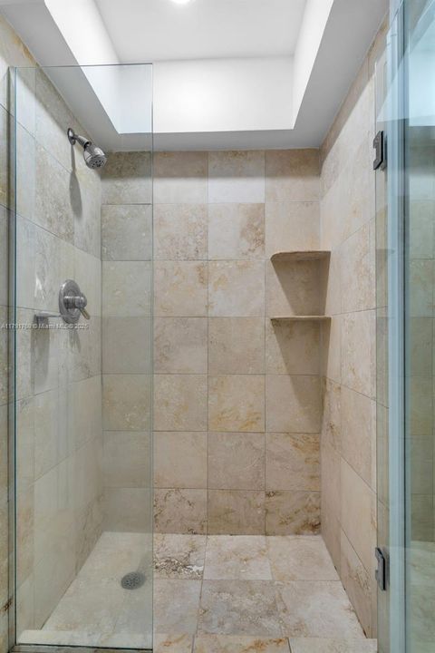 Недавно продано: $3,095,000 (4 спален, 4 ванн, 3064 Квадратных фут)