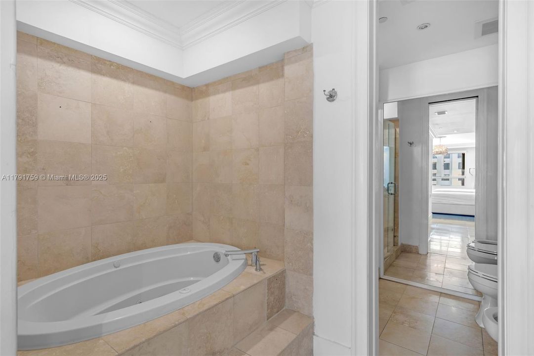 Недавно продано: $3,095,000 (4 спален, 4 ванн, 3064 Квадратных фут)