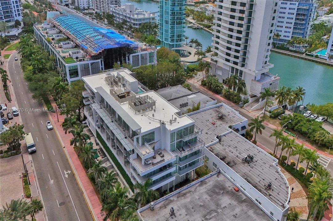 待售: $269,500 (0 贝兹, 1 浴室, 331 平方英尺)