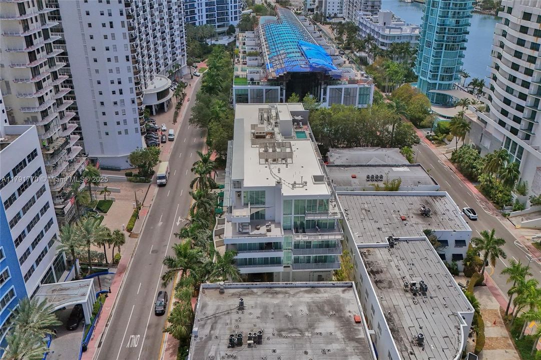 待售: $269,500 (0 贝兹, 1 浴室, 331 平方英尺)