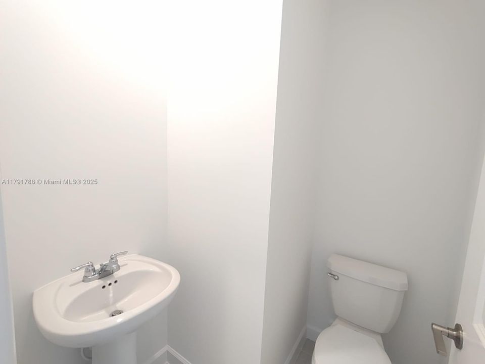 Недавно арендовано: $2,600 (3 спален, 2 ванн, 1821 Квадратных фут)