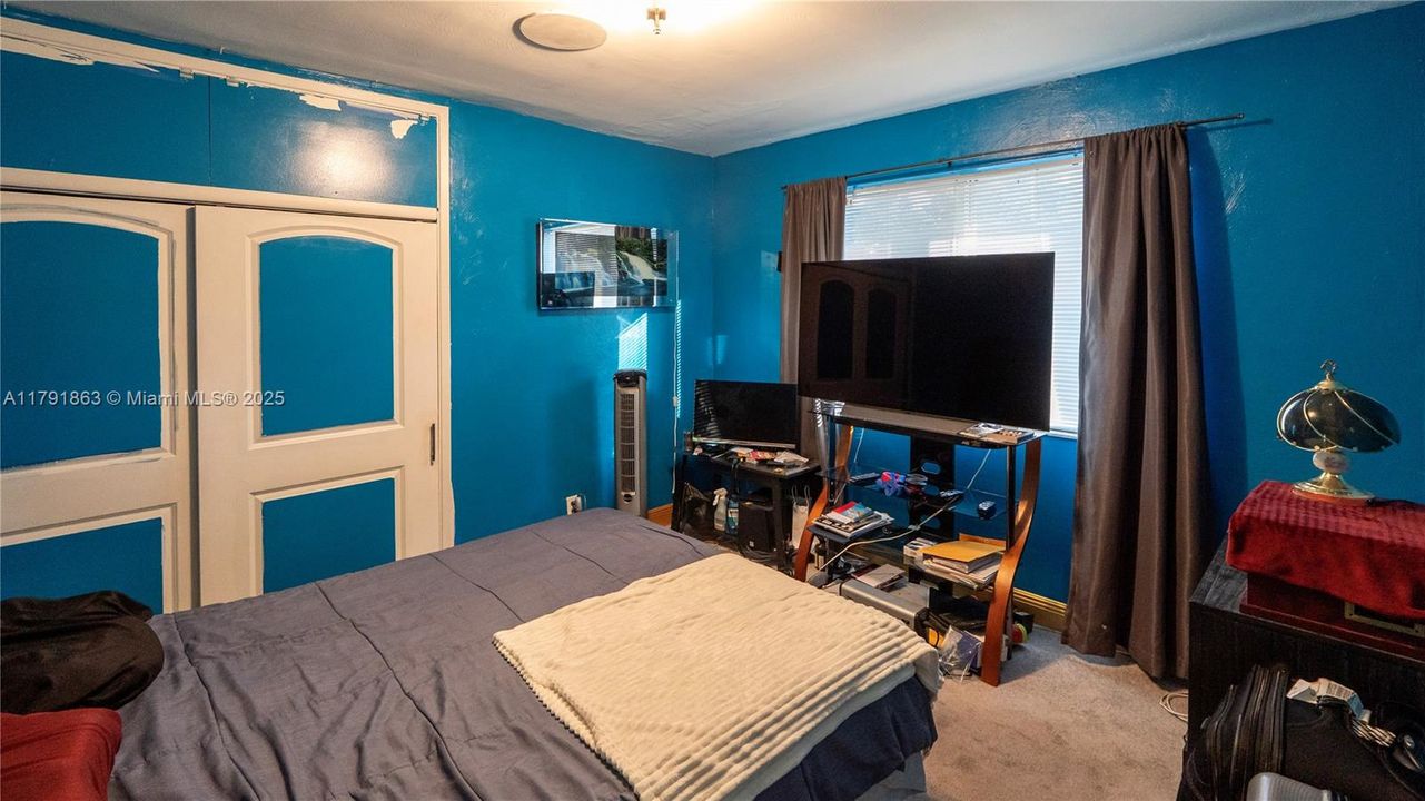 Recently Sold: $509,997 (4 beds, 2 baths, 1827 Square Feet)