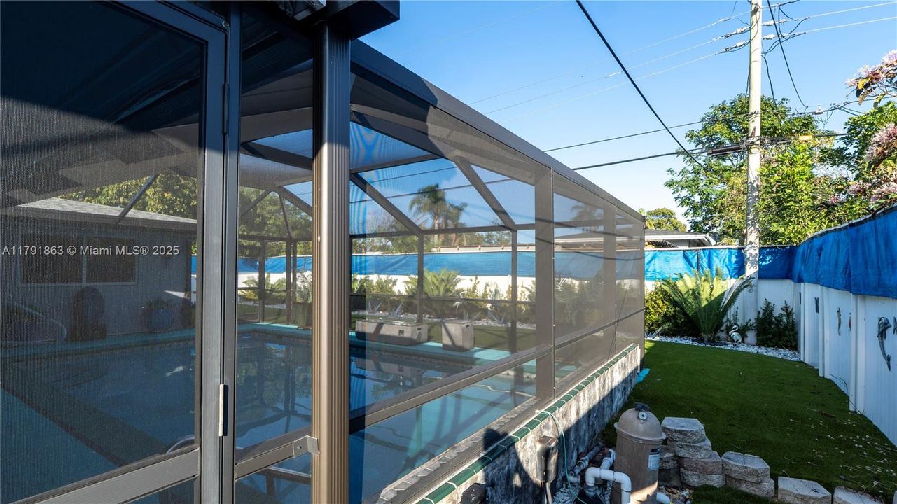 Recently Sold: $509,997 (4 beds, 2 baths, 1827 Square Feet)