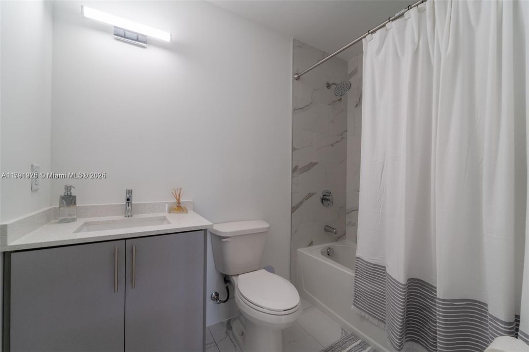 UNITS VARY DEPENDING ON FLOORPLAN TYPE