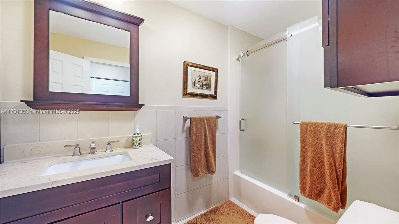 Recently Sold: $850,000 (4 beds, 2 baths, 2094 Square Feet)