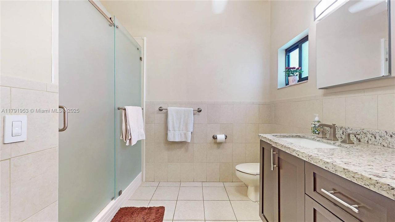 Recently Sold: $850,000 (4 beds, 2 baths, 2094 Square Feet)