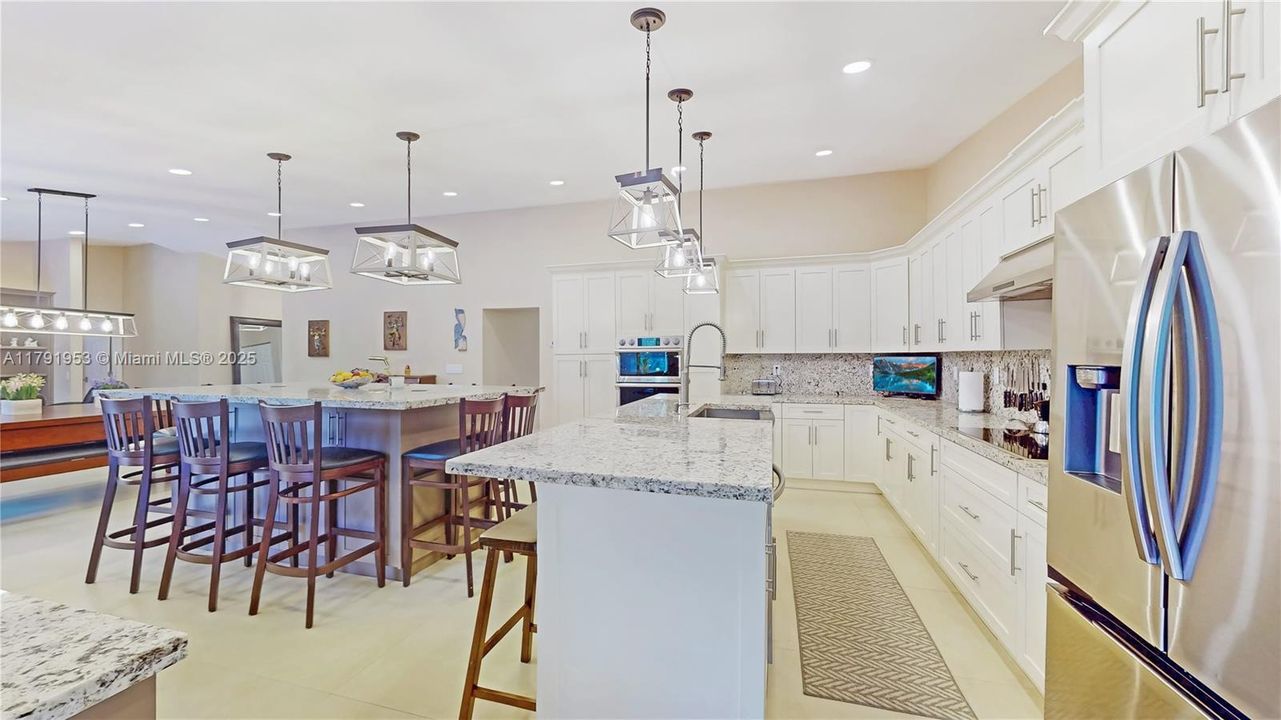 Recently Sold: $850,000 (4 beds, 2 baths, 2094 Square Feet)