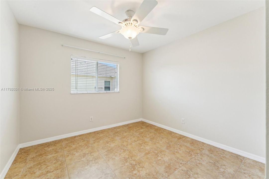 Recently Sold: $299,000 (4 beds, 2 baths, 1712 Square Feet)